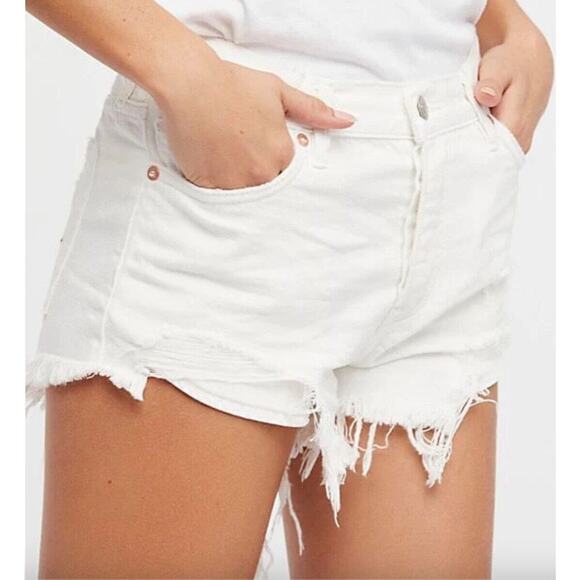Free People Size 30 White Denim Shorts High Rise Button Fly Distressed Festival - Picture 1 of 9